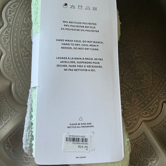 NWT Athleta Morro Fuzzy Socks 2 Pair - Picture 4 of 7